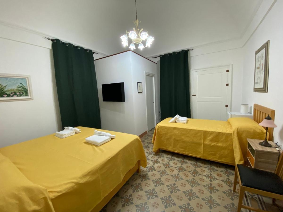 Touristhouse Monopoli 10 Bed & Breakfast Eksteriør bilde