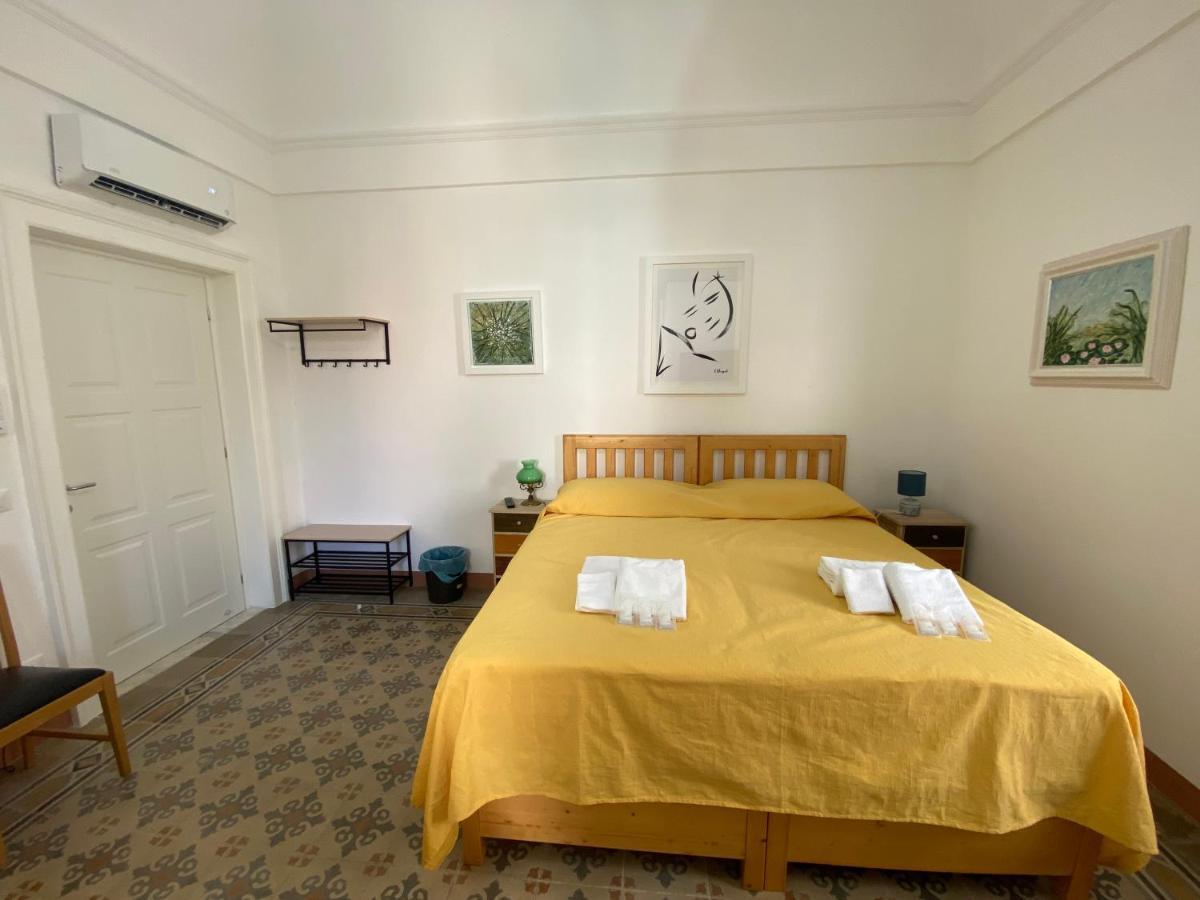 Touristhouse Monopoli 10 Bed & Breakfast Eksteriør bilde